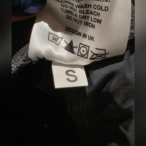 CERUS Mens Gray Titan Linerless Shorts SIZE SMALL - Picture 3 of 4